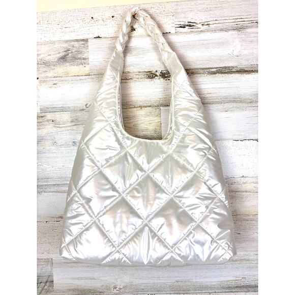House of Harlow Women’s Pearl White Quilted puffer shoulder bag set coin bag NEW - Picture 2 of 5